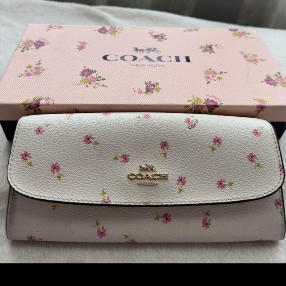 Coach wallet